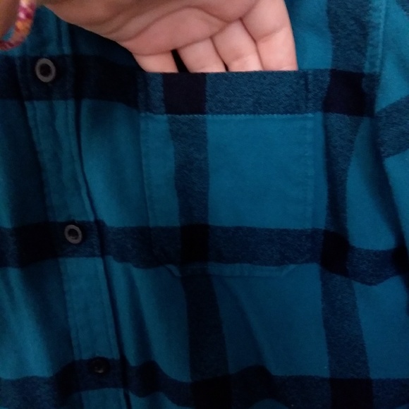 Flannel - Picture 2 of 4